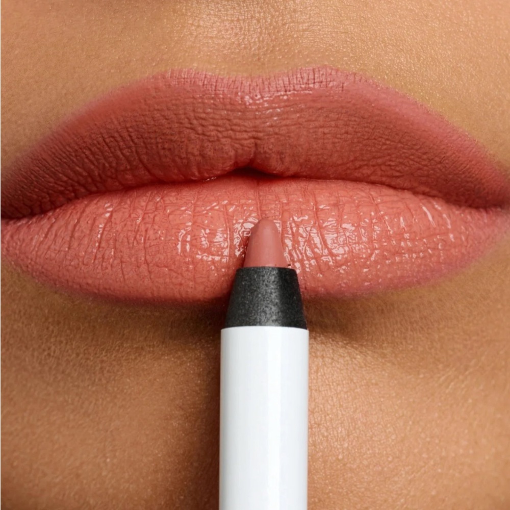 Matte Lip Crayon - Nude Pink